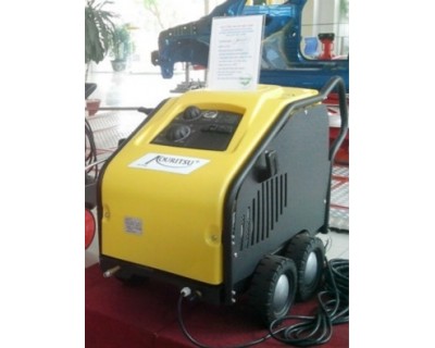 Máy rửa xe hơi nước nóng Lutian LT-1515
